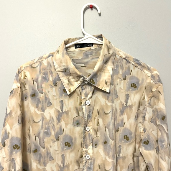 DAZY paint-like cream lavender button-down silky blouse - Picture 10 of 15